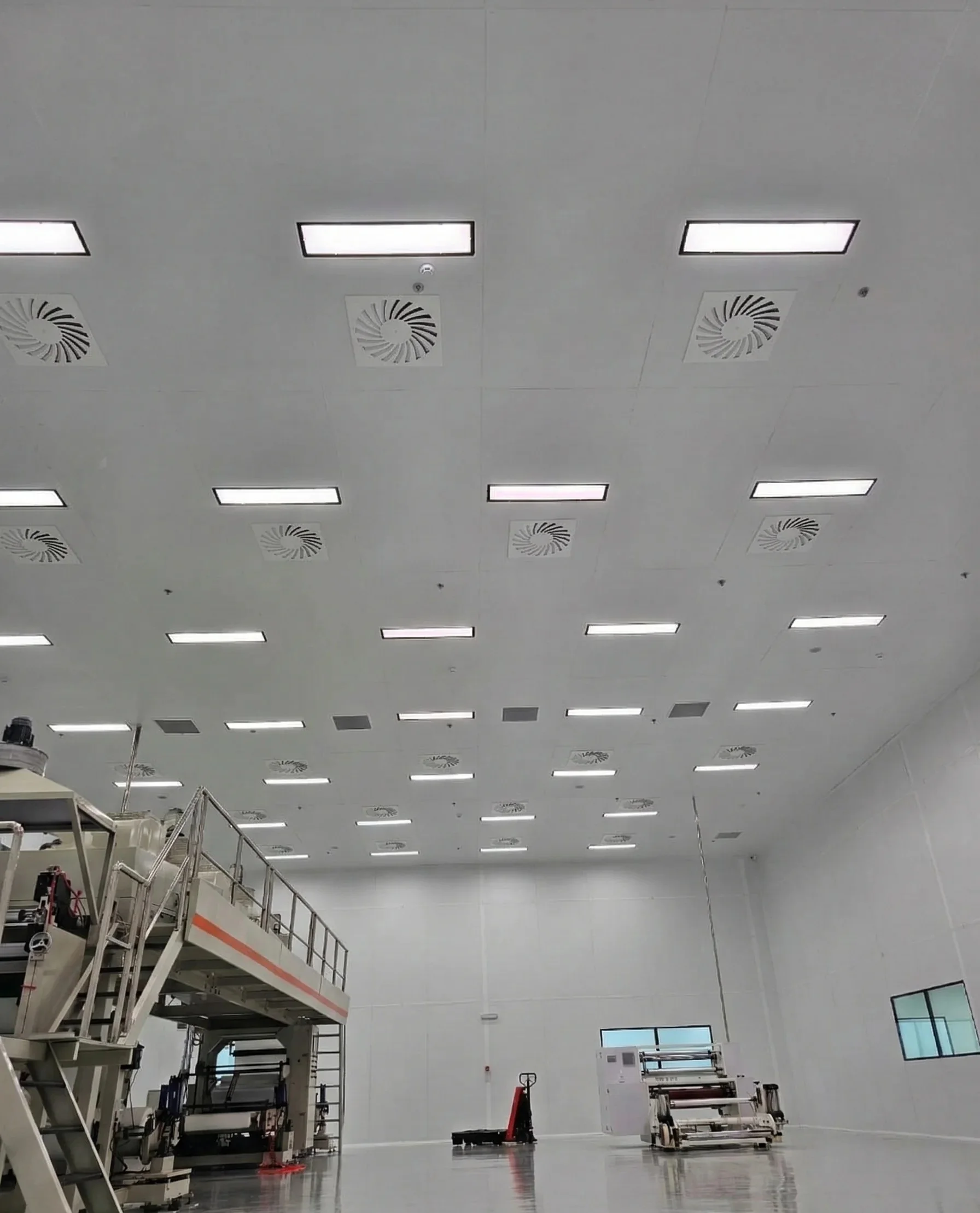Walkable Cleanroom Ceiling Systems | Megalife